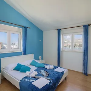 Apartment Mirjana 