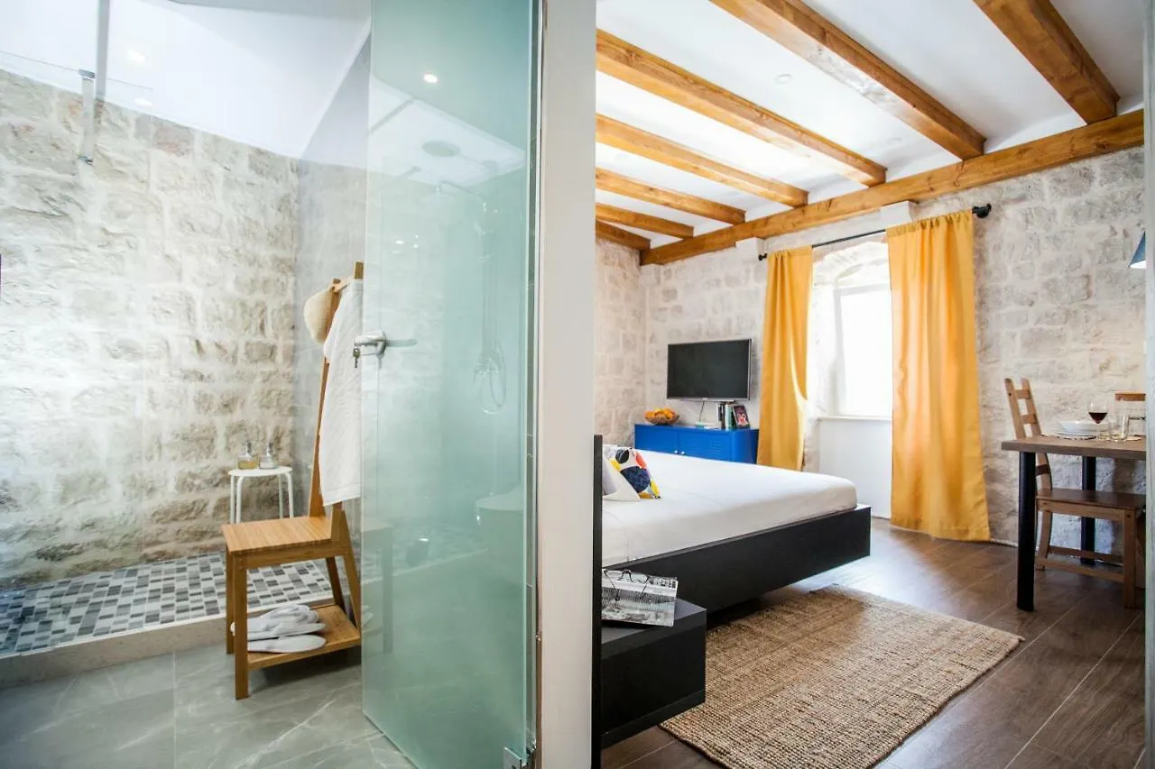 Villa Lucia Trogir Guest house