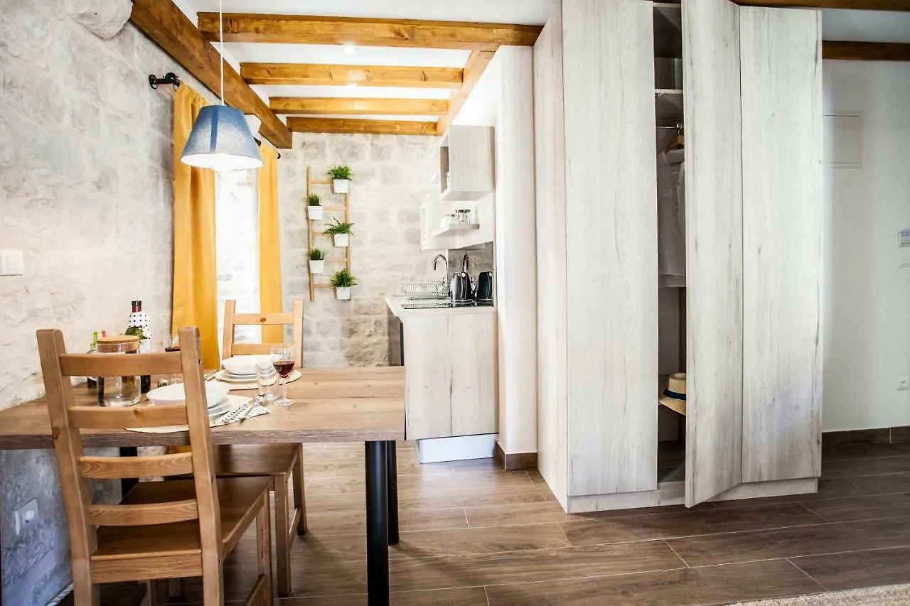 Guest house Villa Lucia Trogir