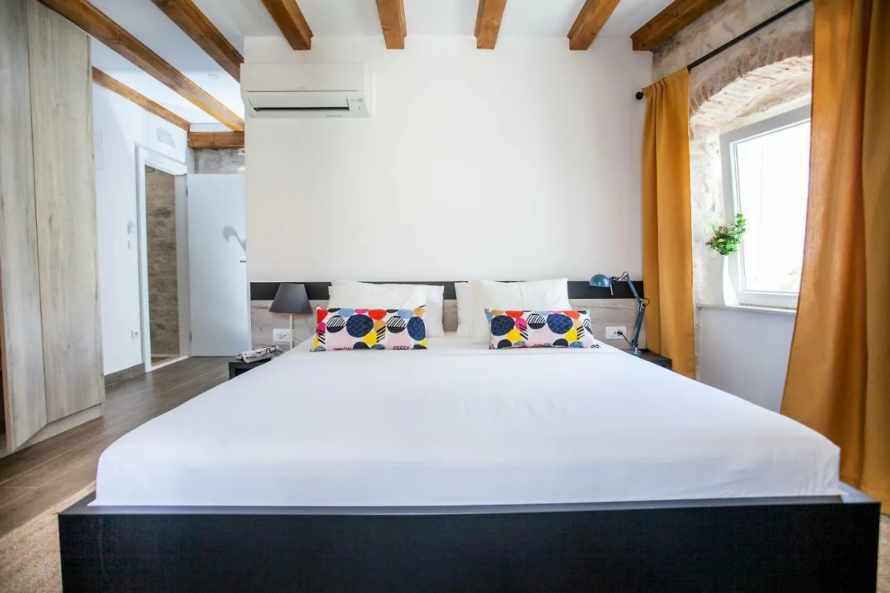 ** Guest house Villa Lucia Trogir Croatia