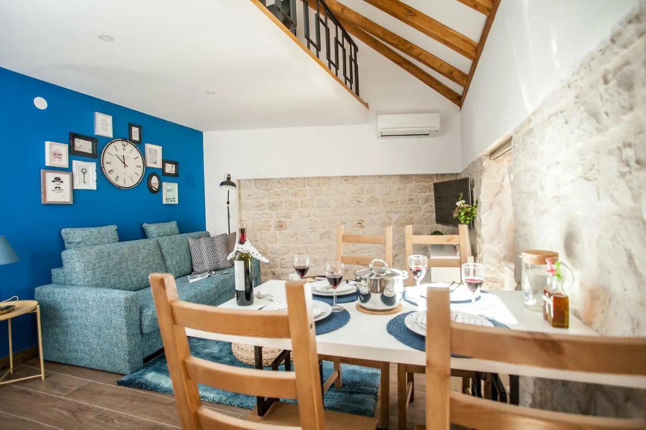 Villa Lucia Trogir Croatia