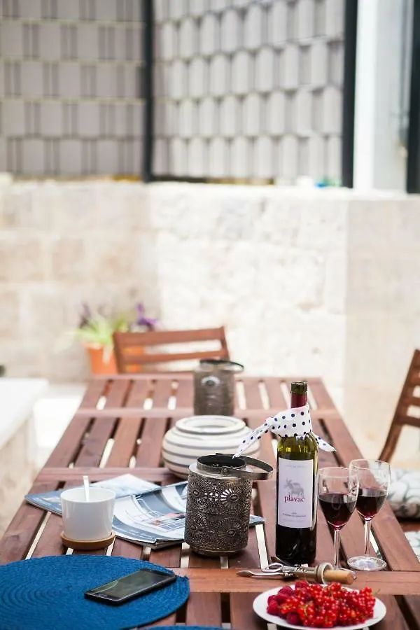 ** Guest house Villa Lucia Trogir Croatia